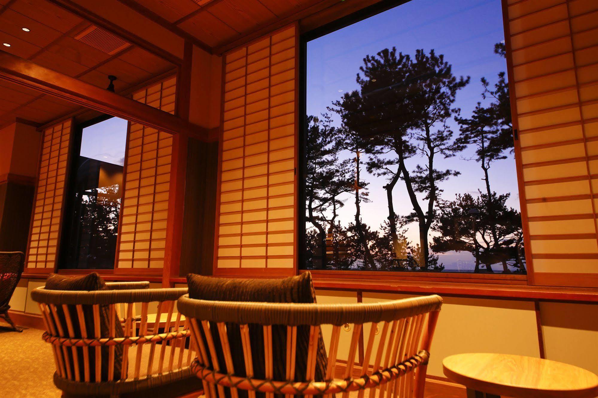 Отель Awaji Hamarikyu Minamiawaji Экстерьер фото