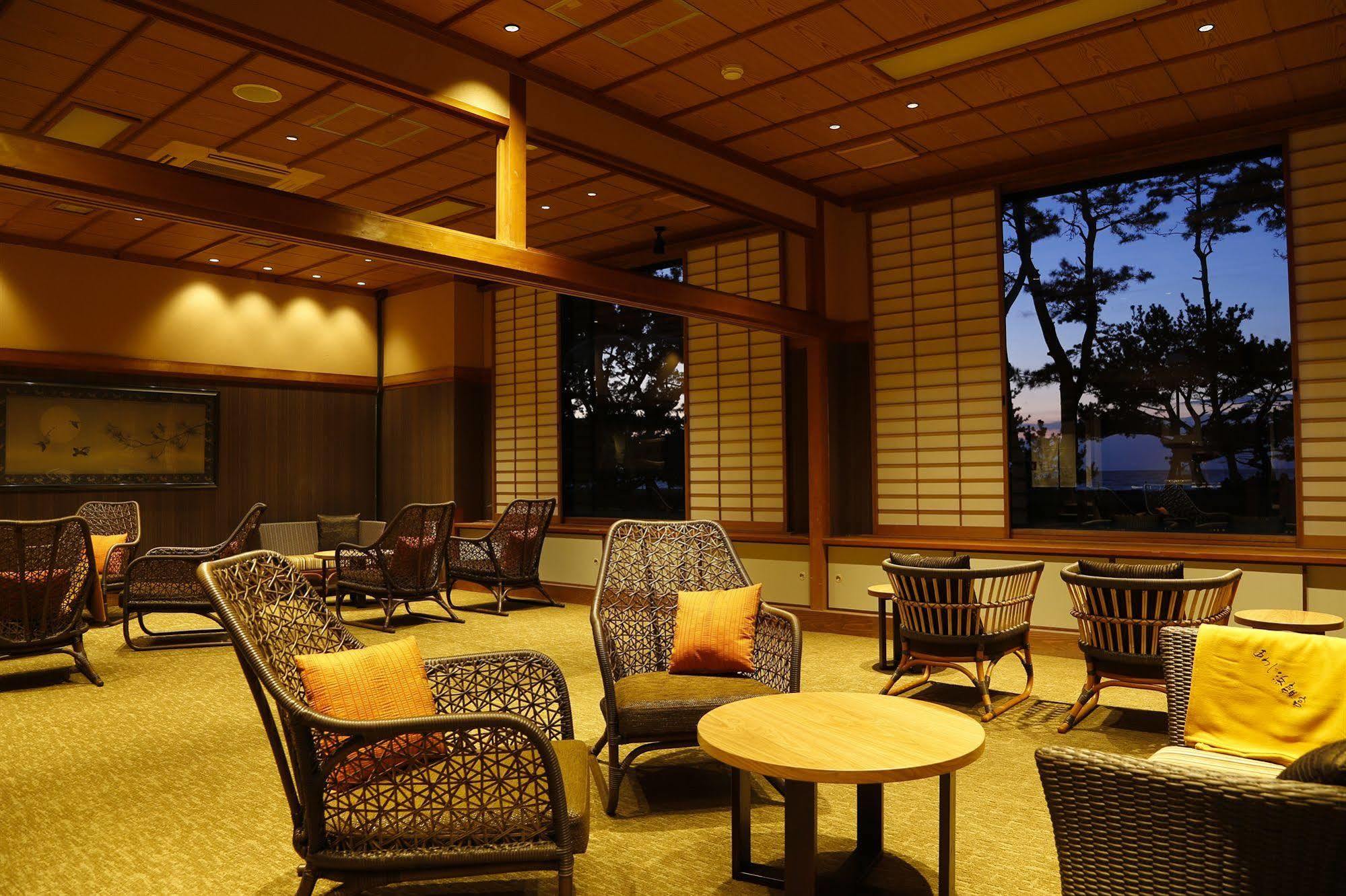 Отель Awaji Hamarikyu Minamiawaji Экстерьер фото