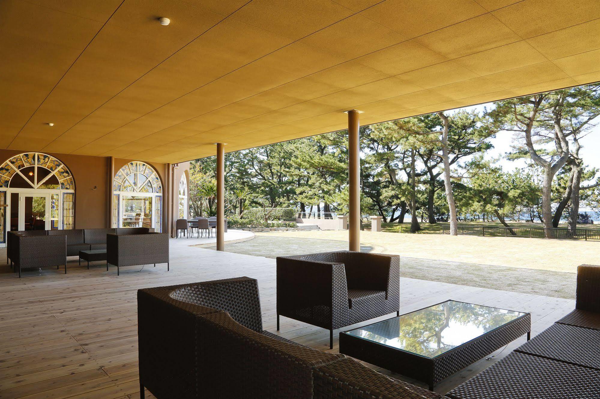Отель Awaji Hamarikyu Minamiawaji Экстерьер фото